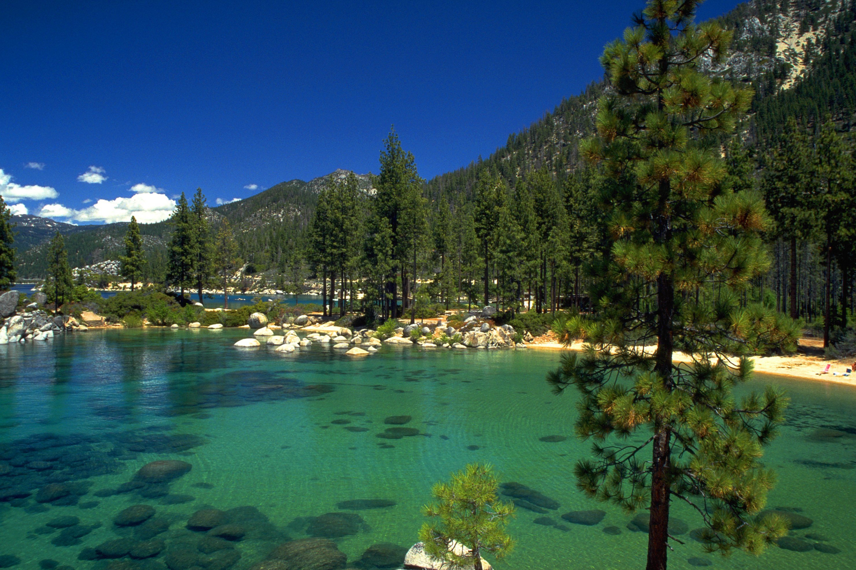 Lake_Tahoe_California_Nevada