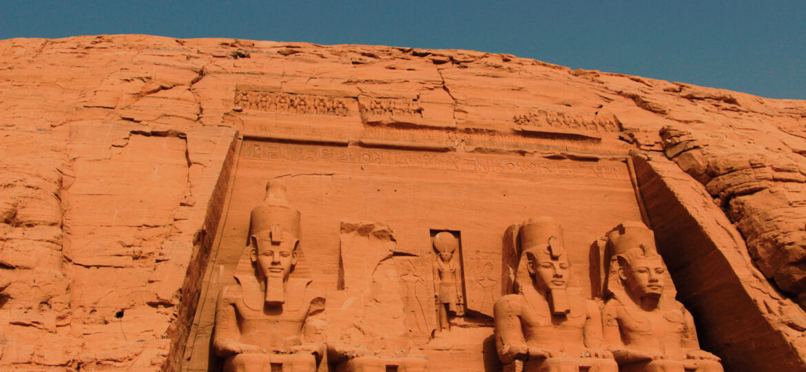 abu simbel e vila nubia