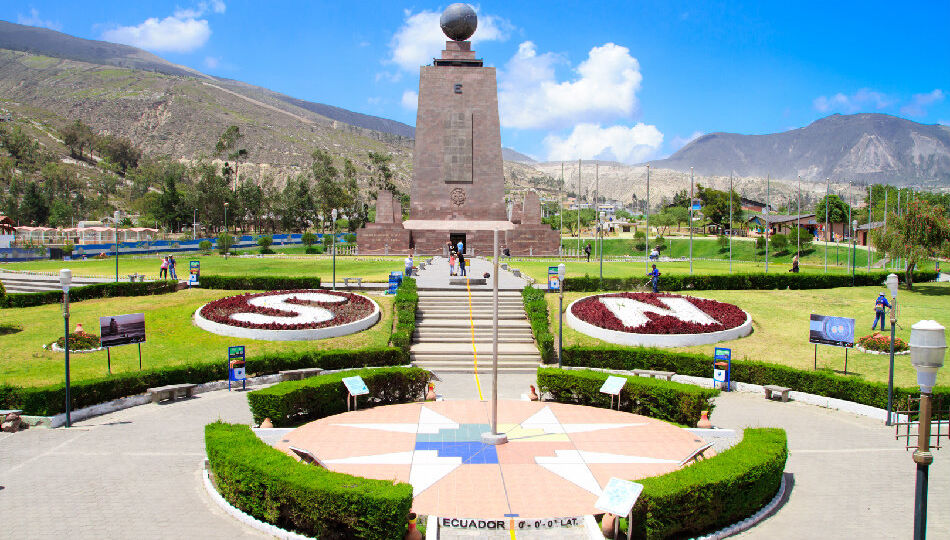 mitad-del-mundo-middle-of-the-world-monument-near-quito-ecuador