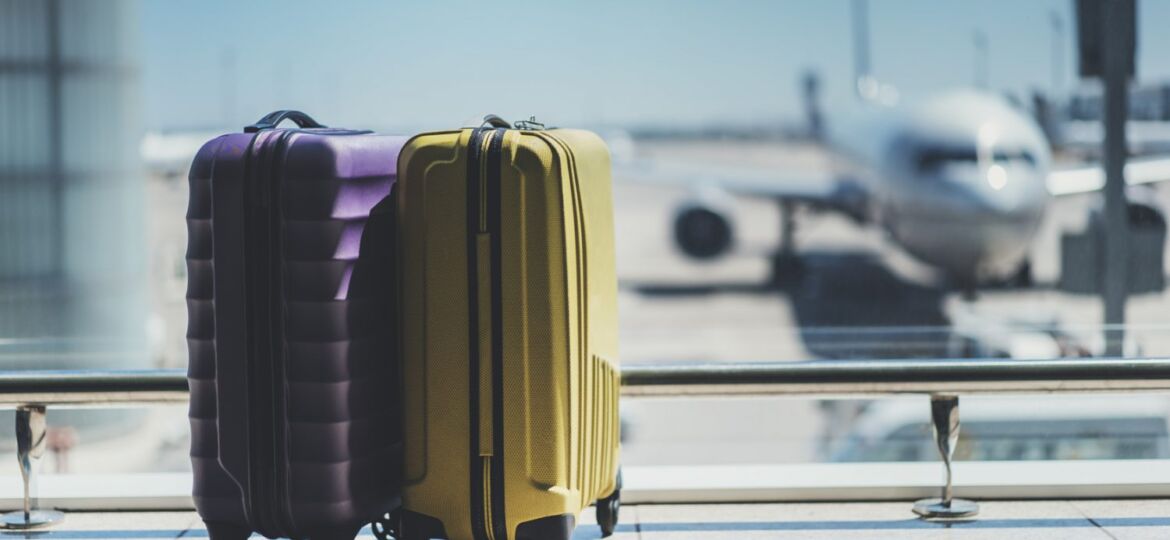 Suitcases-Airportr-e1476652510442