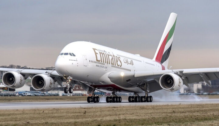 O MAIOR AVIÃO de passageiros do MUNDO! Voei em um Airbus A380 de Dubai ...