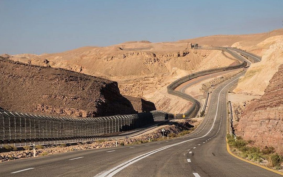 Como atravessar a fronteira entre Egito e Israel?   (Vídeo)